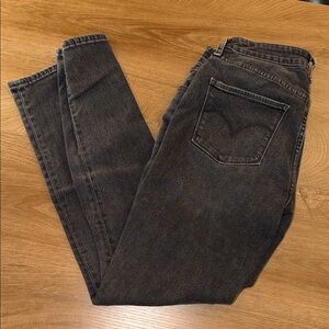 Levi’s 721 High Rise Skinny Jeans